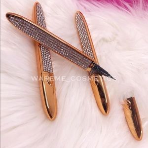 lash glue pen and eye liner